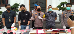 Lima Orang Jadi Tersangka...