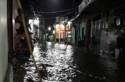Hujan lagi, Kampung Dok Dikepung Banjir Lagi