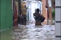 Tanggul Sungai Kemuning Jebol, Ratusan Rumah Warga Sampang Kembali Terendam
