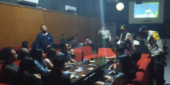 Razia THM di Lombok Timur, Polisi Sita Puluhan Botol Miras
