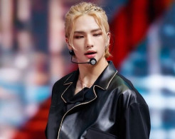 7 Idola K-pop yang Makin Ganteng dengan Rambut Man Bun