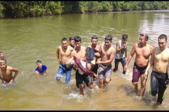 Tak Bisa Berenang, Seorang Kakak Pasrah Lihat Adiknya Tenggelam di Sungai