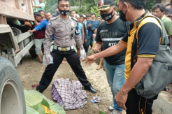 Tragis! Sepeda Motor Oleng, Anak 5 Tahun Tewas Terlindas Truk Tronton
