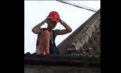 Ketiduran di Genteng Toko yang Dibobolnya, Maling Apes Ini Dihajar Massa