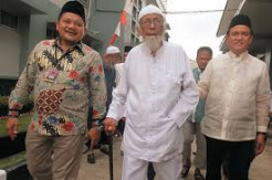 Dikabarkan Bakal Bebas Awal 2021, Ini Respon Keluarga Ustad Abu Bakar Baasyir
