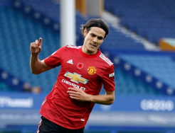 Cavani, Dimensi Berbeda di Lini Serang Manchester United
