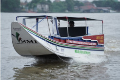Warga Banyuasin Kini dapat Dinikmati Ambulans Sungai Bantuan BMM