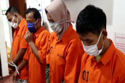 Terlibat Penyalahgunaan Narkotika, Tante Berhijab di Pringsewu Digaruk Polisi