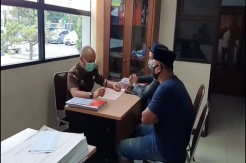 Perkosa Anak Gadis Mantan Tim Suksesnya, Kades Murtat Ditahan Kejari Garut