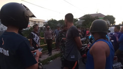 Motor Mogok,  Pelaku Jambret di Lombok Timur Babak Belur Diamuk Massa