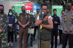 2 Kali Disuntik Vaksin COVID-19, Ridwan Kamil Sebut Tak Ada Efek Samping, Cuma Kantuk