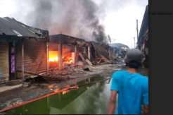 Pasar Pemanukan Terbakar, 250 Kios dan Toko Ludes Dilalap Api