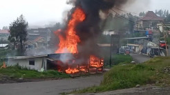 Toko di Kawasan Wisata Gunung Bromo Ludes Terbakar