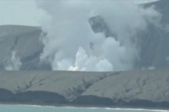 Aktivitas Gunung Api Meningkat, Waspadai Letusan Gunung Anak Krakatau
