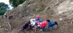 Beratnya Perjuangan Relawan Salurkan Bantuan Gempa di Majene, Lewati Medan Berlumpur