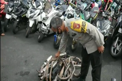 Pemilik Motor Berknalpot Brong Tak Berkutik Saat Dirazia Satlantas Polresta Pontianak