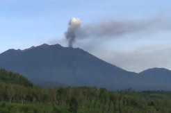 Gemuruh dari Perut Gunung Raung Terdengar hingga Radius 16 Km