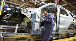 Gara-Gara Badai, Pabrik GM, Ford, dan Jeep di AS Terpaksa Berhenti Beroperasi