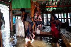 Banjir Terjang Panti Rehabilitasi, Pengurus Panti Berjibaku Evakuasi Pasien Gangguan Jiwa