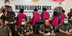 Kejati Kalbar Tetapkan 5 Tersangka Pengadaan Bibit Sawit, Langsung Ditahan 20 Hari