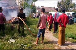 Gegara Bakar Sampah, Gudang Warga Ikut Terbakar