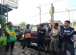 Bantu Bangun Masjid, Komunitas Ini Bersepeda Sekaligus Berbagi