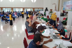 800 Pelayan Publik dan Jurnalis di Bangka Tengah Divaksinasi COVID-19 Kedua
