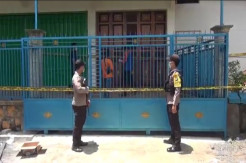 Bantai Ayahnya hingga...