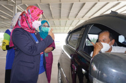 Halo Lansia di Depok, Yuk Ikutan Vaksin di Sentra Vaksinasi Drive Thru RSUI