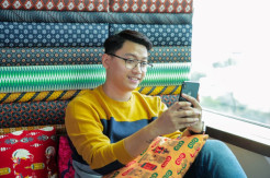 Sekarang Bayar Ini-Itu Cukup dengan Berswafoto, Benarkah?