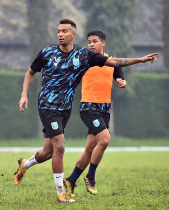 Jelang Bentrok Madura United, Persela Datangkan Bekas Pemain Bundesliga