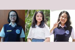 Siswi SMA Pradita Dirgantara...