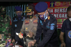 Razia Lapas, Petugas Gabungan Amankan Senjata Tajam dan Kartu Remi