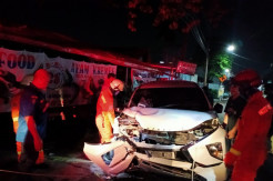 Diduga Mabuk, Pengemudi...