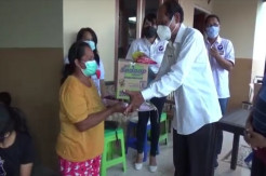 Peduli Korban Bencana di NTT, Perindo Salurkan Bantuan Paket Sembako