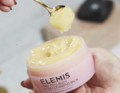 Kulit Segar dan Cerah , Ini Caranya  Membersihkan Wajah dengan  Cleansing Balm