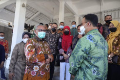 Keliling Kuningan, Anies Baswedan Ungkap Masa Kecilnya Main di Sungai Citamba