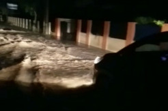 Hujan Deras di Rangkasbitung, Banjir Rusak Infrastruktur dan Rendam Permukiman