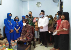 Mensos Risma Kunjungi Keluarga Prajurit KRI Nanggala 402