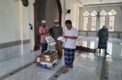 Pegadaian Beri Bantuan Laptop hingga Alquran ke TPA Rapi Nurul Jannah Gowa