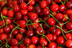 Sering Dijadikan Penghias Makanan, Ini Deretan Manfaat Buah Ceri