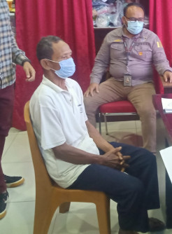 Jarang Dibelai Istri,...