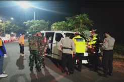 Bawa Penumpang dari Cikarang, 2 Travel Gelap Terjaring di Pos Sampora Kuningan