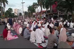 Cegah Penularan COVID-19, Salat Idul Fitri di Masjid Agung Palembang Dipercepat