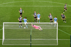 Tujuh Gol Warnai Duel Newcastle vs Man City