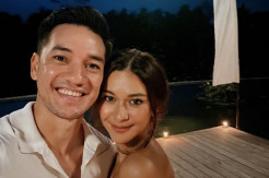 Rayakan 15 Tahun Bersama, Andrew White dan Nana Mirdad Saling Lontarkan Pujian