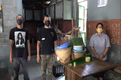 Saat Seluruh Warga Berdiri Tegak Menyanyikan Indonesia Raya di Hari Kebangkitan Nasional
