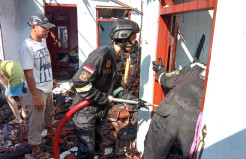 Gara gara Bensin Tumpah, Satu Rumah dan Ruko di Kuningan Hangus Terbakar