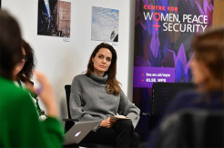 Angelina Jolie yang Curi Perhatian lewat Film Eternals Masih Aktif Jadi Dosen di Universitas Bergengsi