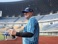 Pelatih Persib Ingatkan Jangan Ada Keputusan Merugikan Saat Kongres PSSI